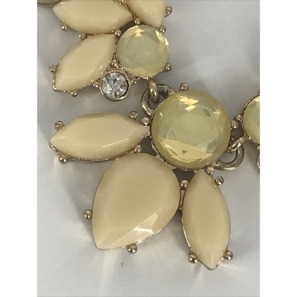 Ann Klein Neutral Beige  Gold Tone pale‎ Yellow Crystals Pendant 16"  Necklace - Picture 9 of 10